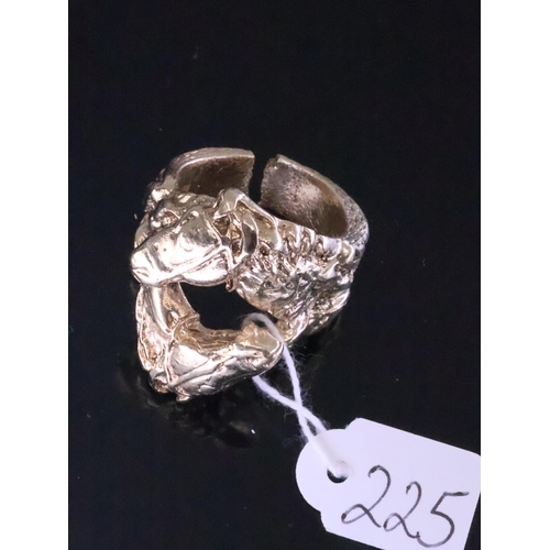 225 - A gents heavy gold ring  (Damaged) approx. 48.7 grams finger size approx. Z plus 1 to 2