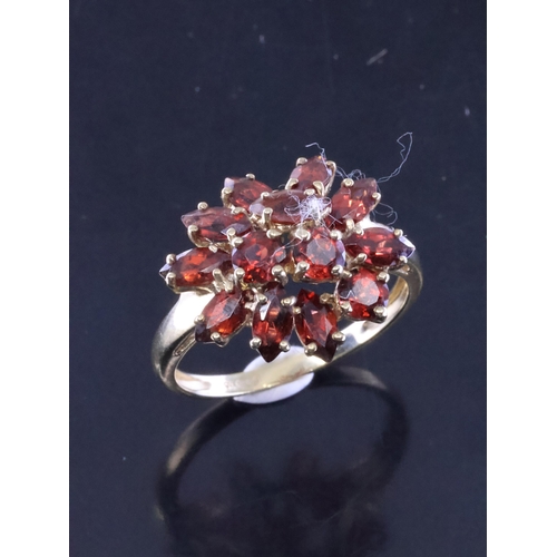 88 - A 9ct gold gem set ring approx. 3.4 grams finger size T