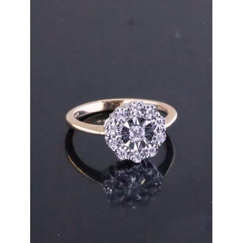 206 - A 9ct gold diamond cluster ring finger size N approx. 3 grams