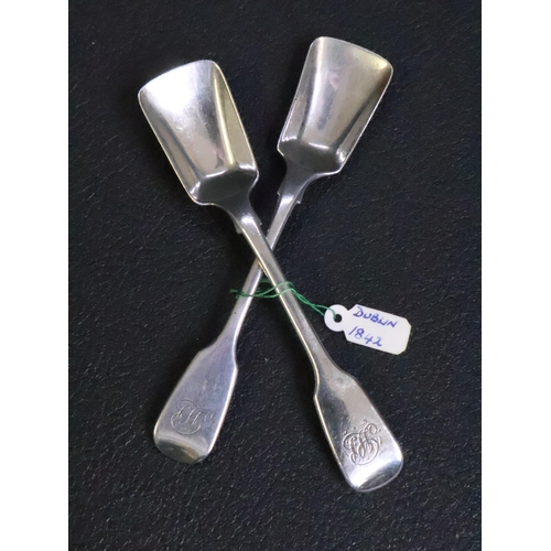 299 - A pair of Irish silver shovel sugar spoons Dublin 1842 by Christopher Cummins approx. 23 grams