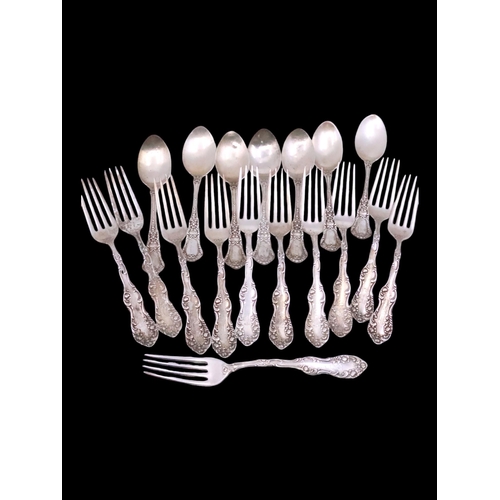 289 - A collection of American silver flatware approx. 684 grams