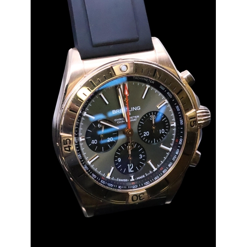 217 - A gents 18ct gold Breitling chronomat B0142 watch (box and papers/ receipts), purchased in Paul Shee... 