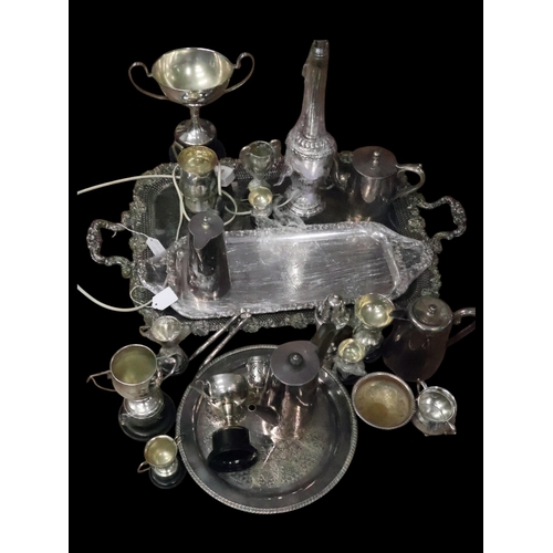 293 - A collection of silverplated ware