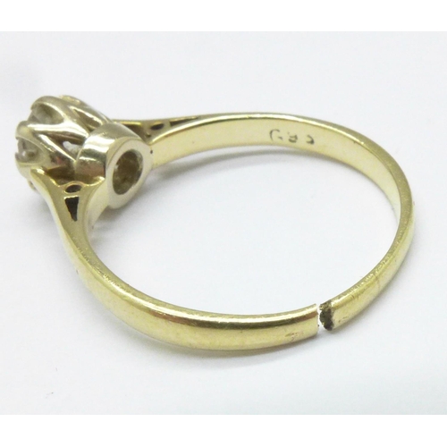 1066 - A 9ct gold and diamond ring, 1.7g, shank a/f