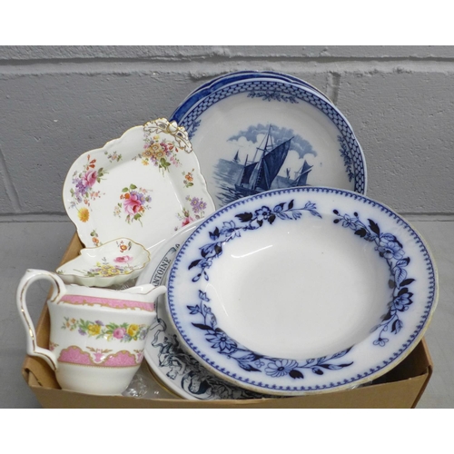 1097 - A collection of china including two Leeds Pottery plates and Royal Crown Derby**PLEASE NOTE THIS LOT... 