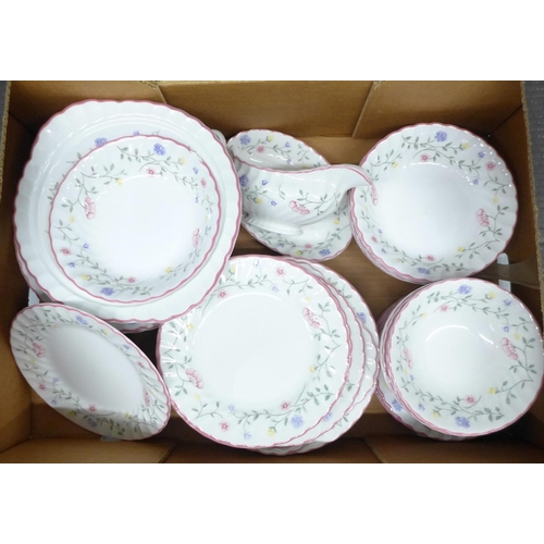 1108 - A collection of Johnson Brothers dinnerware**PLEASE NOTE THIS LOT IS NOT ELIGIBLE FOR POSTING AND PA... 