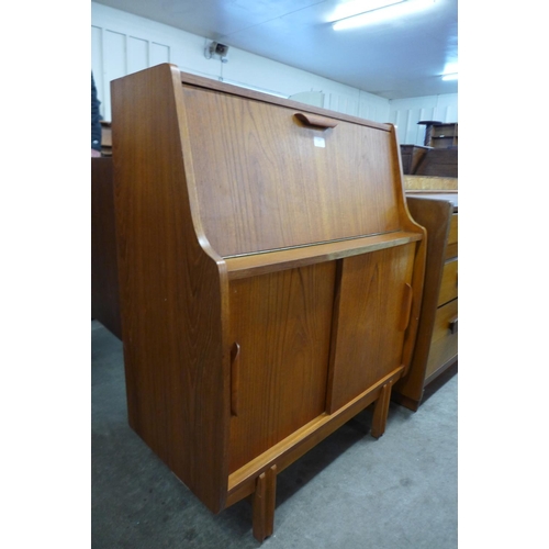 138 - A teak bureau