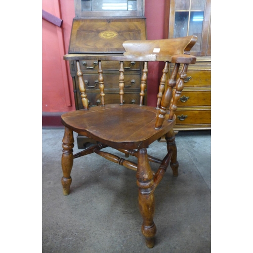 96 - A Victorian elm and beech smokers bow