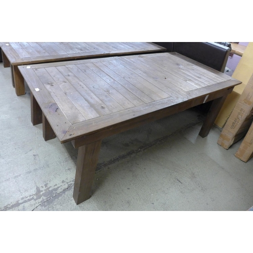 1400 - A rustic timber dining table