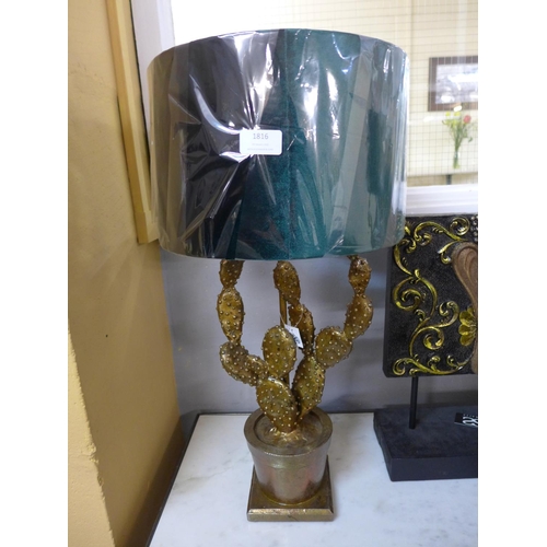 1860 - A gilt cactus lamp with green velvet shade (TL9739) #