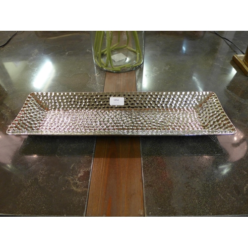 1856 - A rectangular silver ceramic dish (1663009)   #