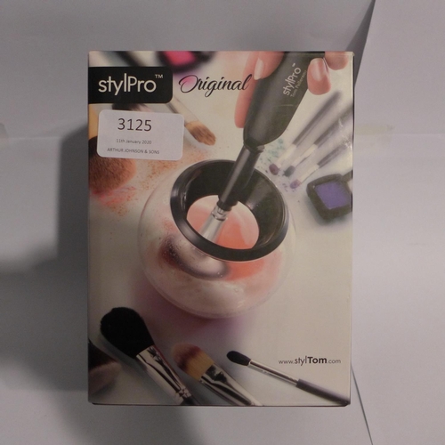 3125 - A Stylpro brush cleaner