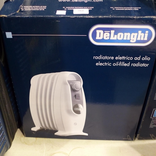 3468 - A Delonghi Nano radiator