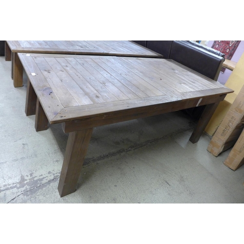 1319 - A rustic timber dining table