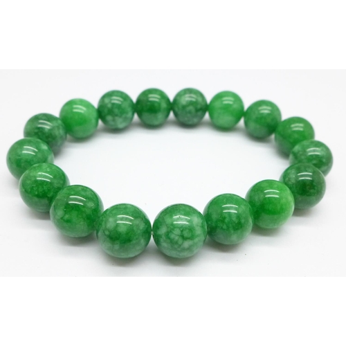 1077 - A jade bracelet