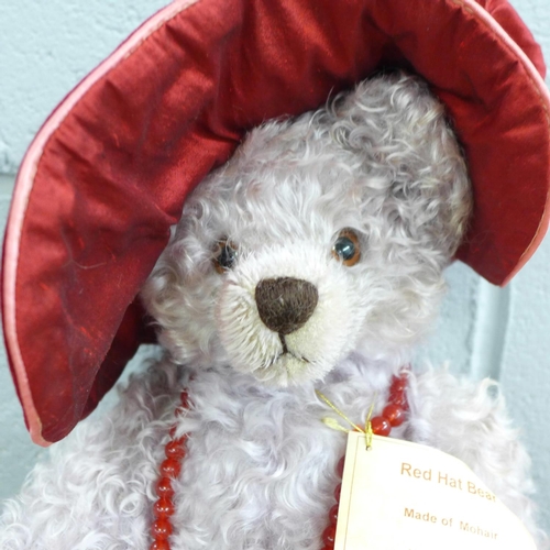 779 - A limited edition Martin Hermann mohair bear, 27/250