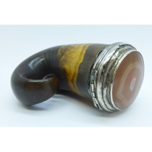 824 - A c.1900 horn snuff mull, the top set with agate and decorated with a thistle