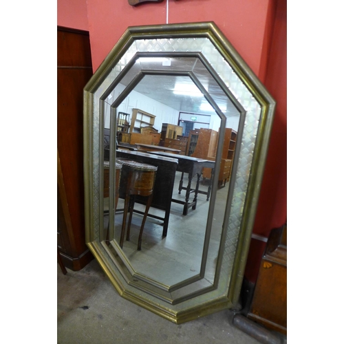 118 - A Gony Nava gilded octagonal mirror