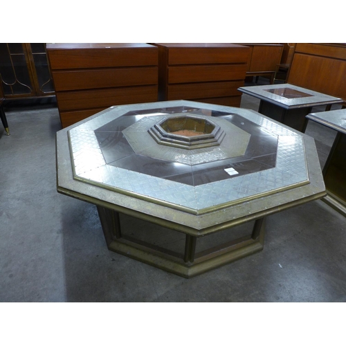 116 - A Gony Nava mirrored and gilded octagonal coffee or centre table