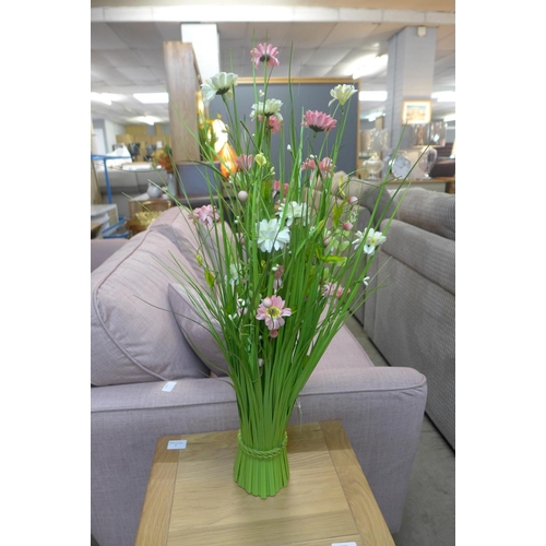 1444 - A 70cm sheaf of mixed flowers (2360509)   #