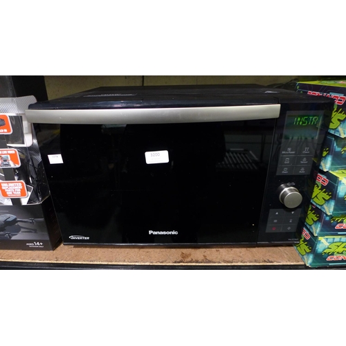 3200 - A Panasonic Combination 1000w Microwave Oven 222386(185-259)  *This lot is subject to vat