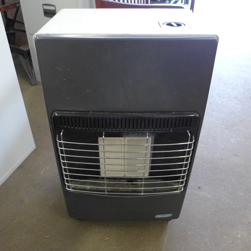 2197a - DeLonghi calor gas/propane heater with hose & regulator