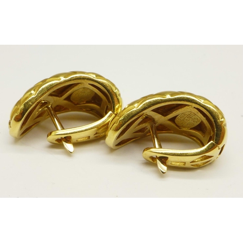 1083 - A pair of 18ct gold earrings, marked Chimento and 750, 12.7g