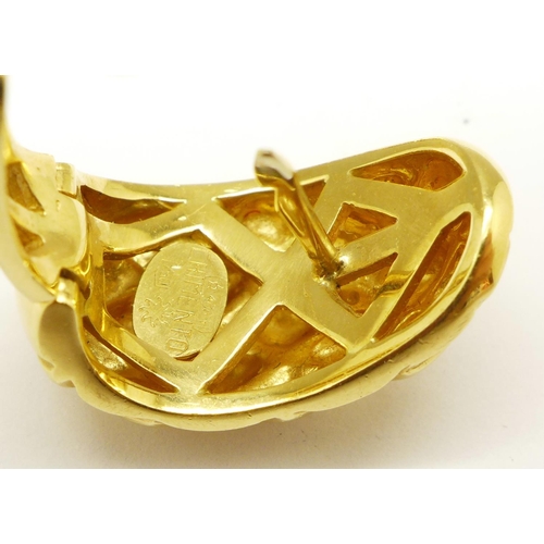 1083 - A pair of 18ct gold earrings, marked Chimento and 750, 12.7g