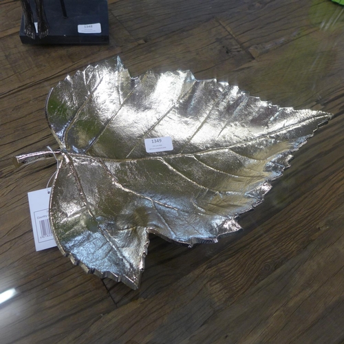 1349 - A metal gold leaf bowl (7059721)   #