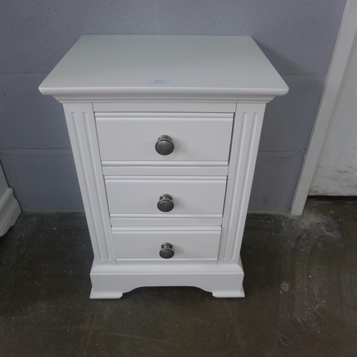 1512 - A Banbury white large bedside table - (BP-LSBC-W)  *This lot is subject to vat