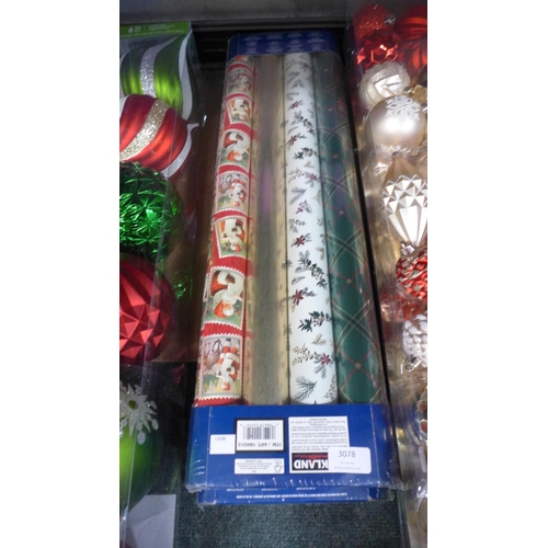 3078 - Two packs of Ks Xmas Quad Wrap  (277, 278)  (Ajs 187)  Rrp £7.99 + Vat * This Lot Is Subject To Vat