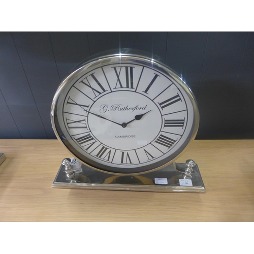 1474 - A circular nickel table clock (IND833)   #