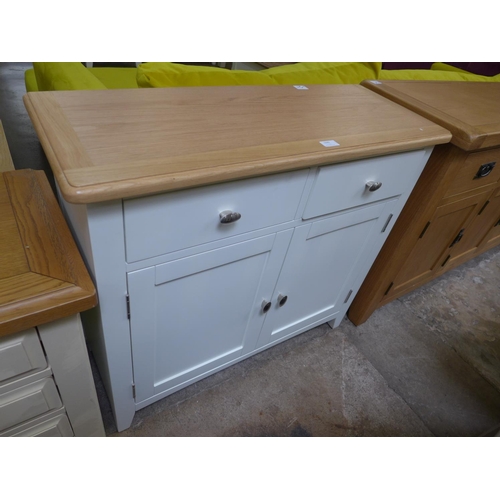 1590 - A Suffolk white painted oak two door mini sideboard (TT-SMS-W)  -  *this lot is subject to vat