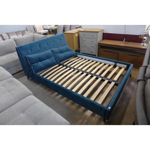 1639 - A teal velvet kingsize bed frame