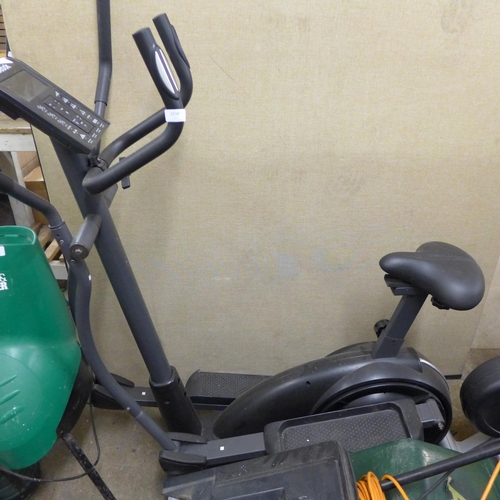 2238 - Reebox cross trainer with digital readout - this lot is subject to VAT