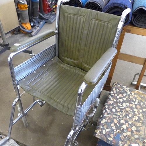 2333 - Everest & Dennings small wheel wheelchair with foot rests