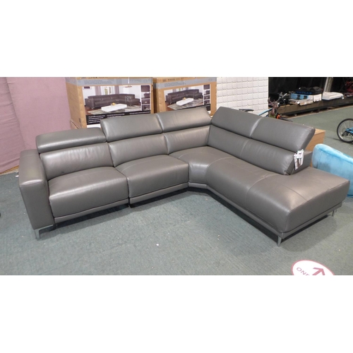 3439 - A grey Leather Power Reclining Sectional Sofa      (189-232)- RRP £1249.99+vat - * This lot is subje... 