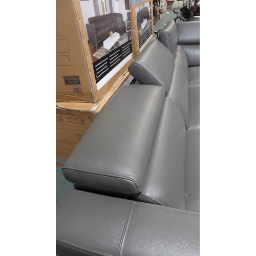 3439 - A grey Leather Power Reclining Sectional Sofa      (189-232)- RRP £1249.99+vat - * This lot is subje... 