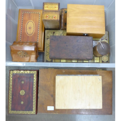 1110 - A collection of wooden boxes **PLEASE NOTE THIS LOT IS NOT ELIGIBLE FOR POSTING AND PACKING**