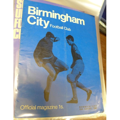 669 - Football programmes;- folder containing 40 assorted programmes for the season 1968/69