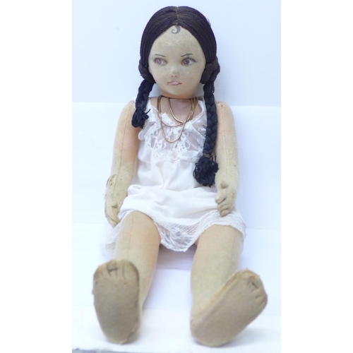 678 - A Norah Wellings felt Spanish doll, 26