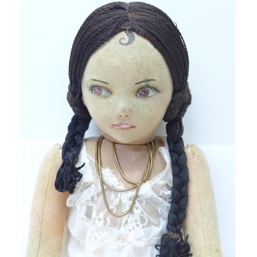 678 - A Norah Wellings felt Spanish doll, 26