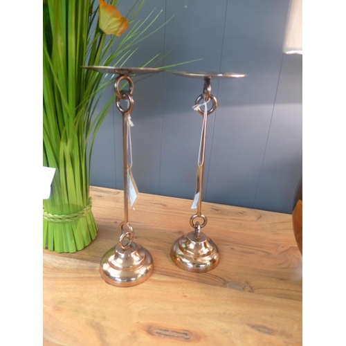 1521 - A pair of copper linked candle holders (1911813)   #