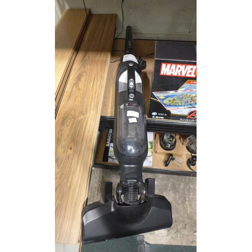 3125 - A Bosch Flexxo Vacuum Cleaner with charging lead ,Rrp £129.99 + Vat    (190-165)   *  This Lot Is Su... 