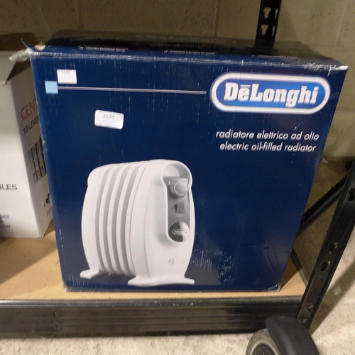 3133 - A Delonghi Nano Radiator    (190-168)   *  This Lot Is Subject To Vat