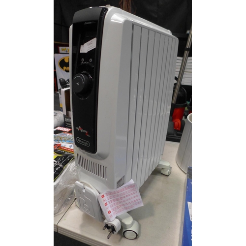 3162 - A Delonghi Dragon Radiator    (190-61)   *  This Lot Is Subject To Vat