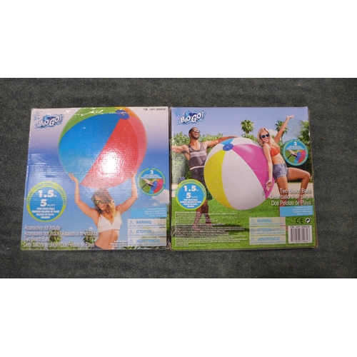 3299a - Five packs of two 1.5m beach balls - 10 balls in total , RRP £16.99 + vat each - * this lot attracts... 