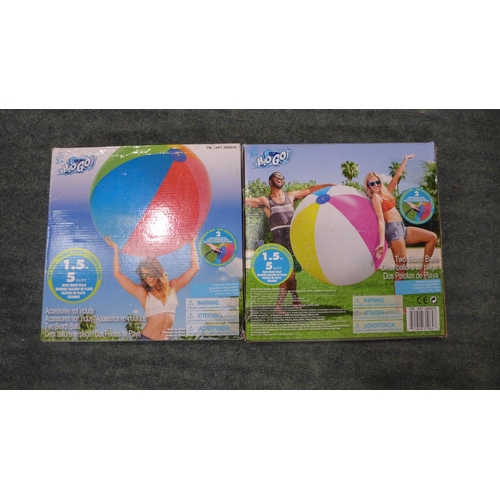 3299g - Five packs of two 1.5m beach balls - 10 balls in total , RRP £16.99 + vat each - * this lot attracts... 