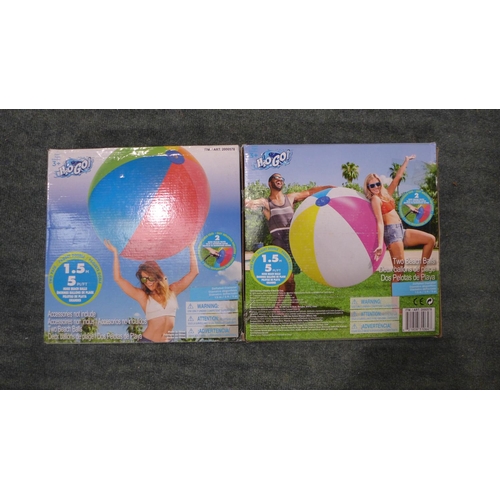 3299p - Five packs of two 1.5m beach balls - 10 balls in total , RRP £16.99 + vat each - * this lot attracts... 