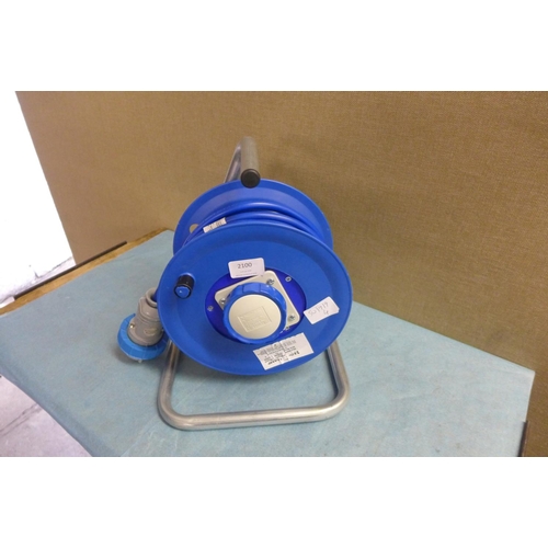 2100 - 12.5mtr 16amp 2.5mm extension reel - unused - W